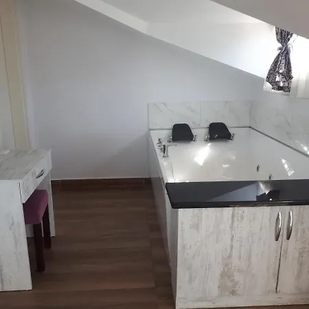 Blue Berry With Jacuzzi Fethiye